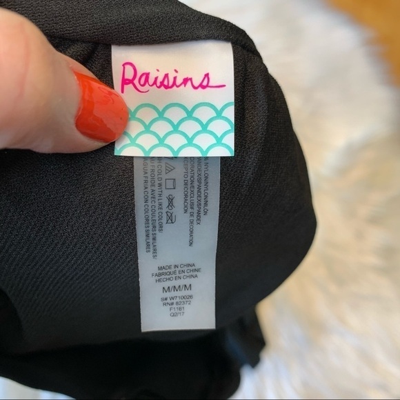 NWT Raisins Mermaid Flounce Bra Medium - Picture 11 of 13